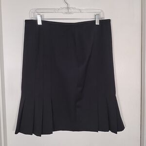 Anne Klein Women's 10P Suit Skirt Black Pleated Short Stretch Lined Career